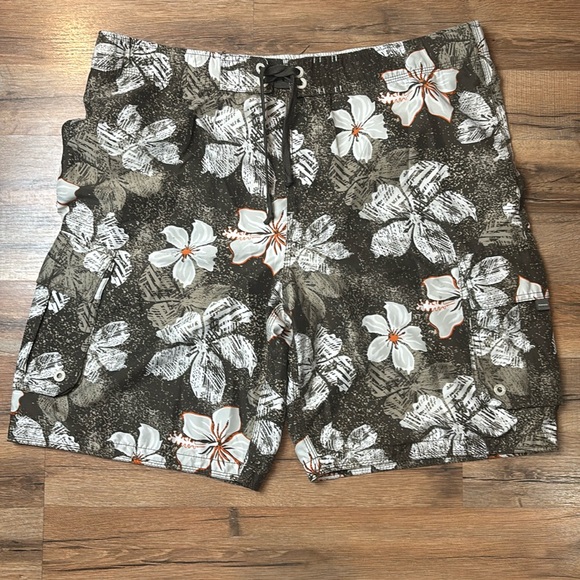 Aeropostale Tropical Men's Swim Shorts Large‎ - Picture 1 of 7